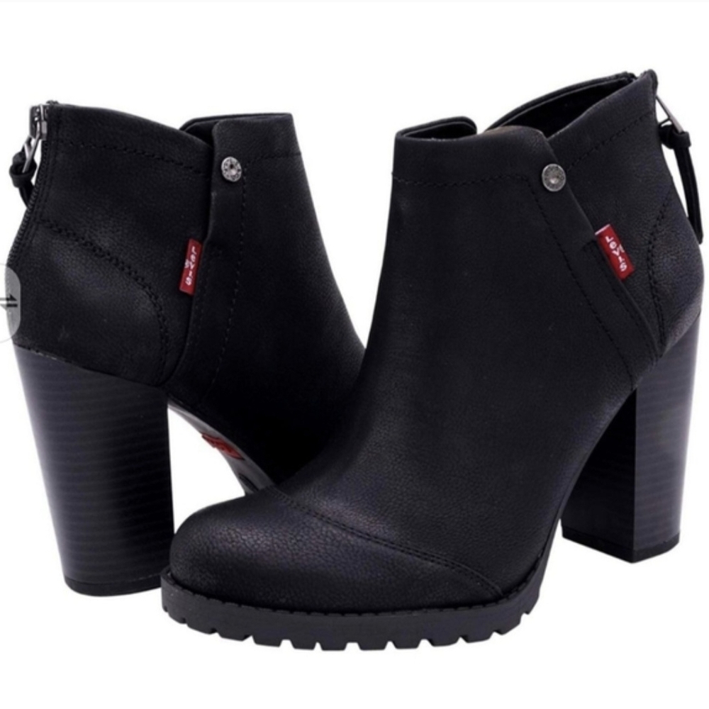Levi's Sleek Black Heeled Boots
